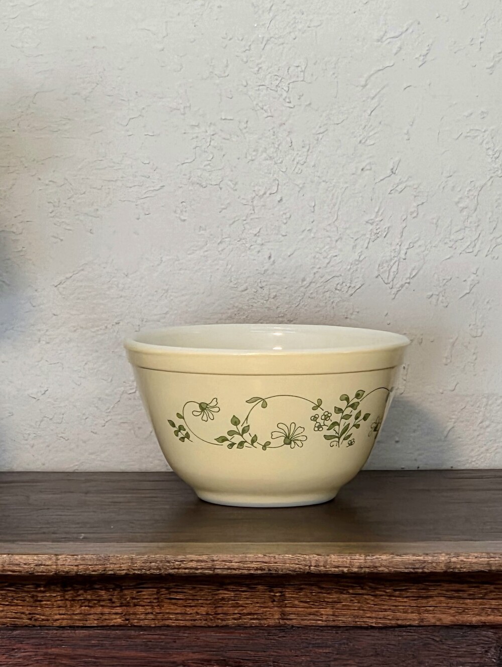 Pyrex Shenandoah 401 1.5 PT Nesting Mixing Bowl Vintage
